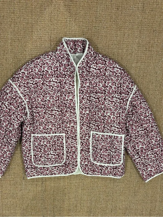 Cropped Quilted Puffer Jacket in Plum Floral - Picture 1 of 3